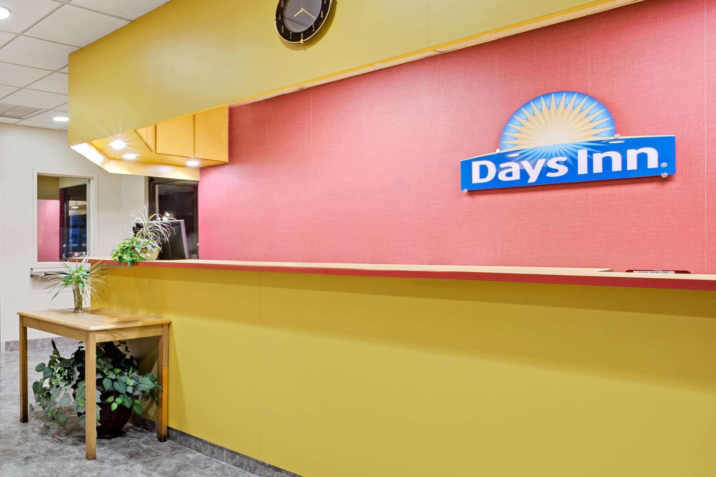 Days Inn By Wyndham Bradenton - Near The Gulf Extérieur photo