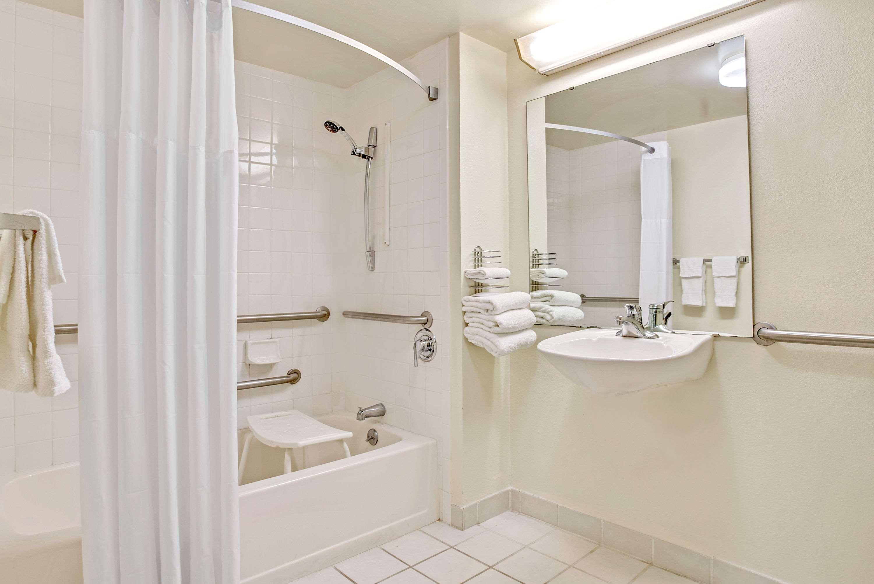 Days Inn By Wyndham Bradenton - Near The Gulf Extérieur photo
