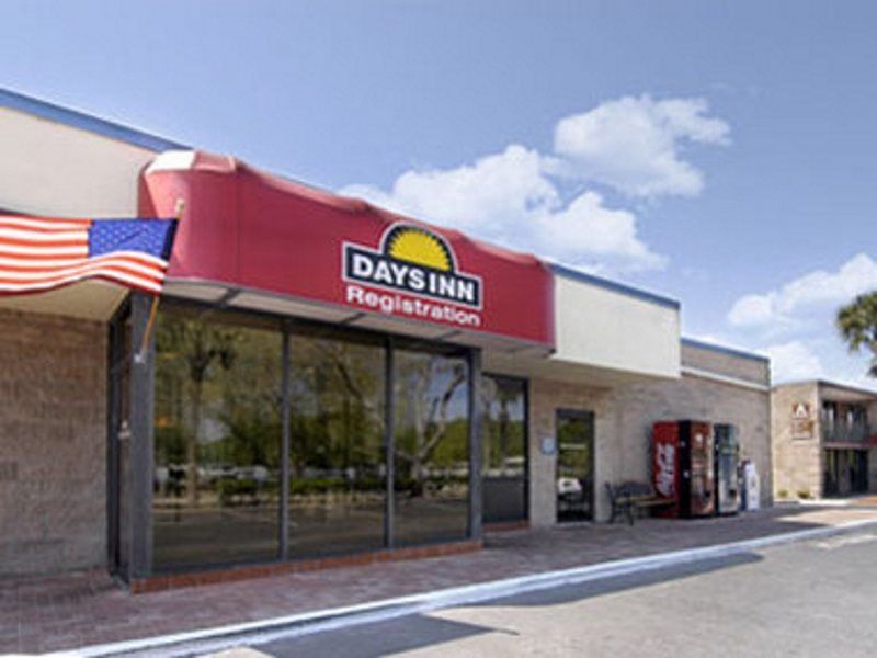 Days Inn By Wyndham Bradenton - Near The Gulf Extérieur photo